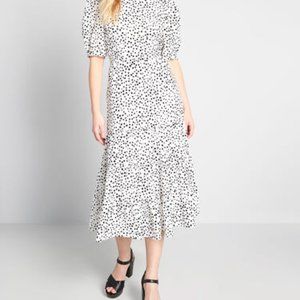 NWT BB Dakota Something About Dots Midi Dress